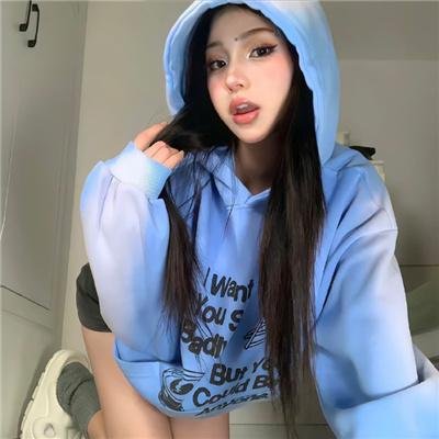 一个叫阿宝的男孩